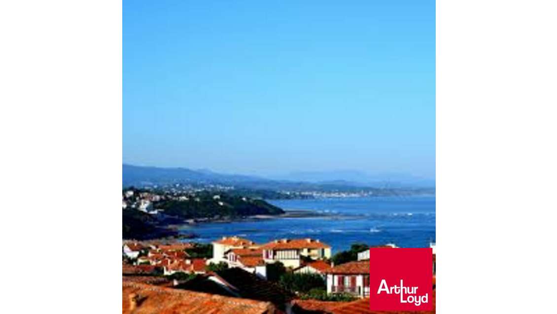 Local commercial 100m² à louer à Bidart 