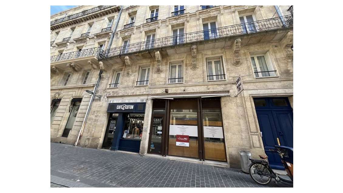 Droit au bail boutique 55m² Bordeaux Intendance 