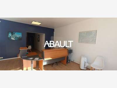 DAB beau local commercial 90m² à Bordeaux