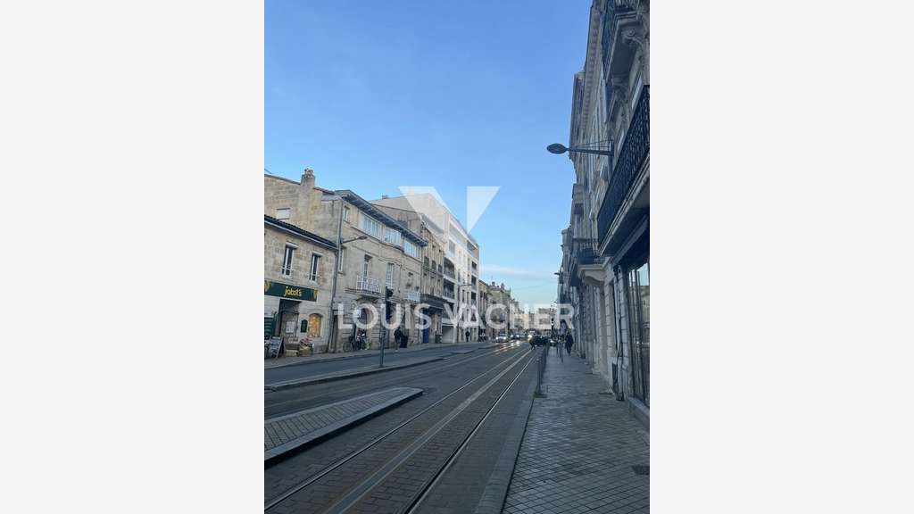 Droit au bail local 90m² à Bordeaux Fondaudège