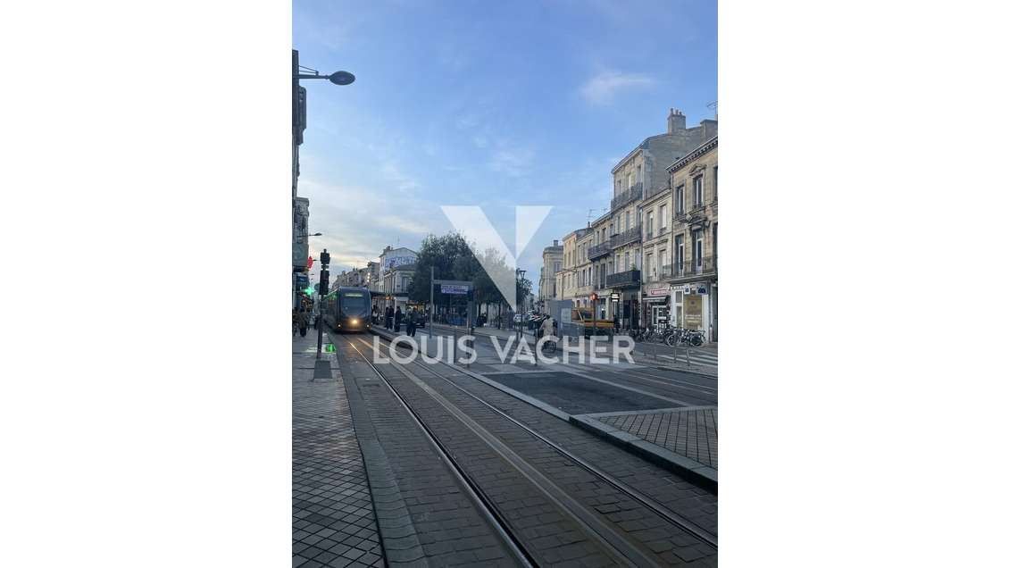 Droit au bail local 90m² à Bordeaux Fondaudège 