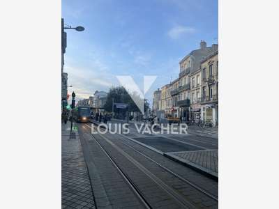 Droit au bail local 90m² à Bordeaux Fondaudège