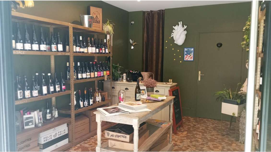 Bail à céder 25m² dans rue commerçante de Bordeaux