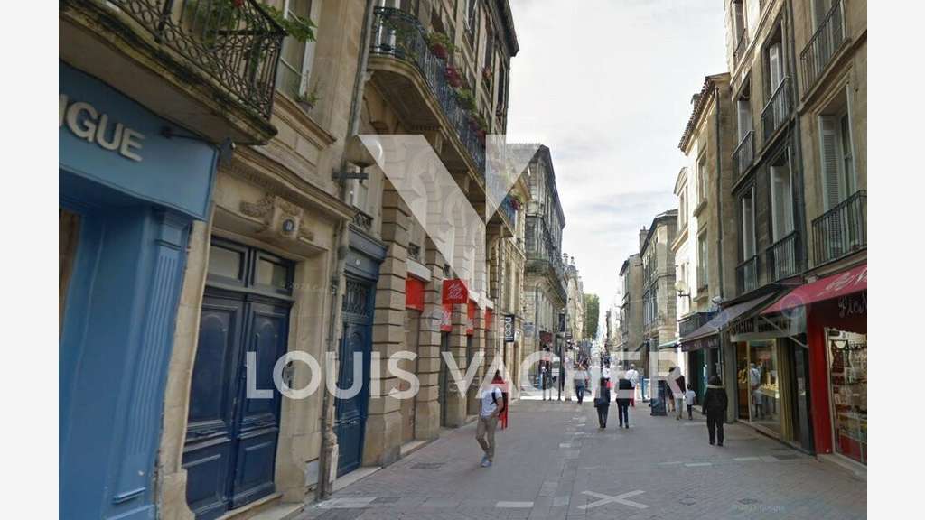 A louer local commercial 90m² à Bordeaux centre