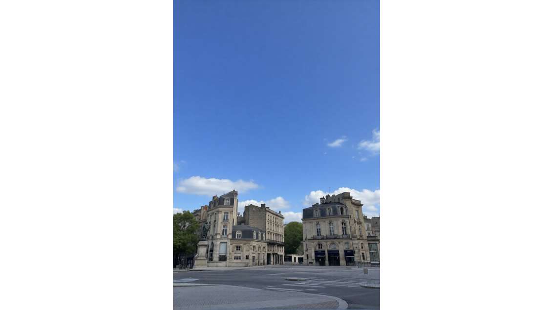 Cession de DAB local 30m² à Bordeaux Tourny 