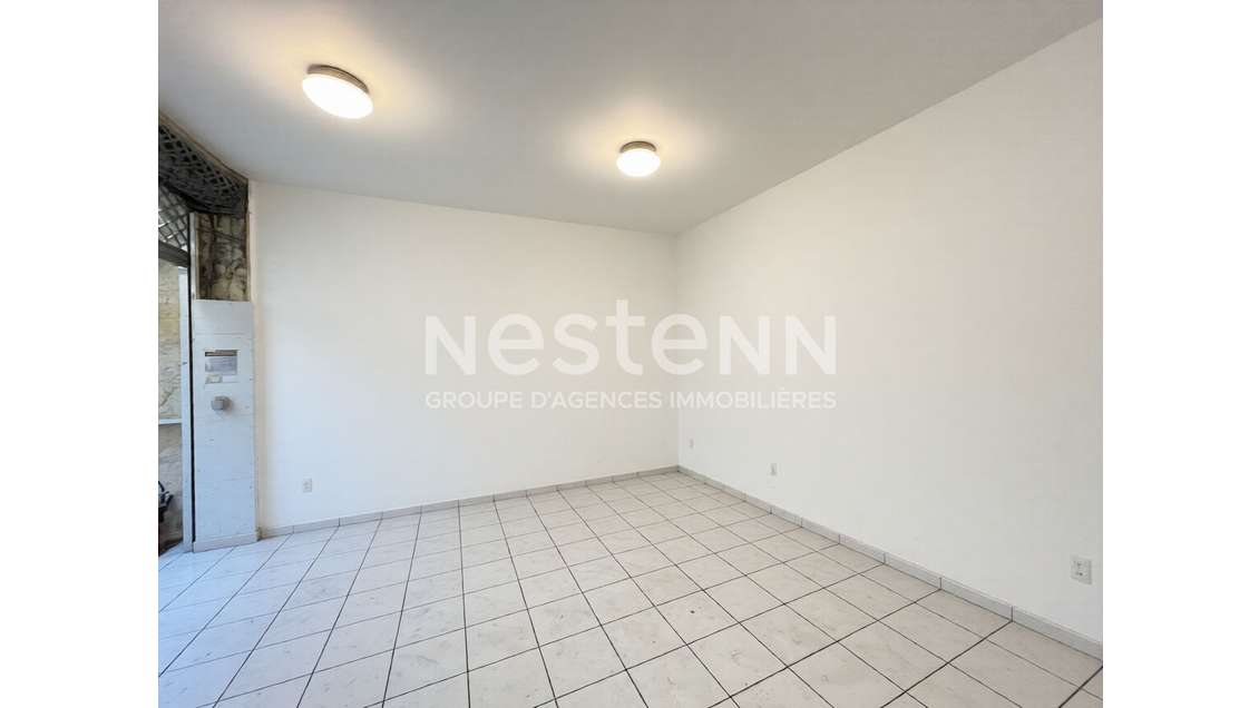 Bordeaux Local commercial vente de DAB