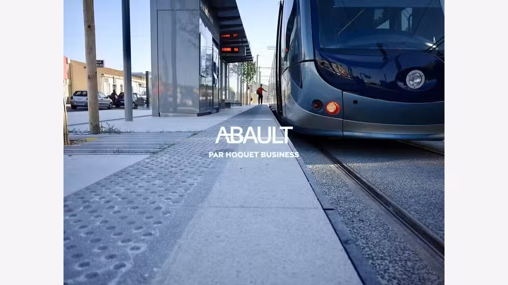 BORDEAUX - LOCAL COMMERCIAL à louer