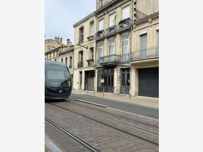 LOCAL COMMERCIAL 70M2 RUE FONDAUDEGE BORDEAUX