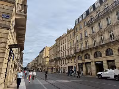 Cède bail 42m² à Bordeaux cours de l'Intendance