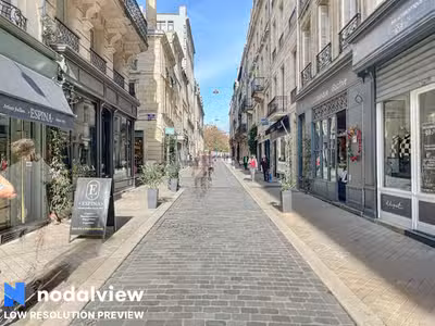 Cession de bail 92m² à Bordeaux Pey Berland