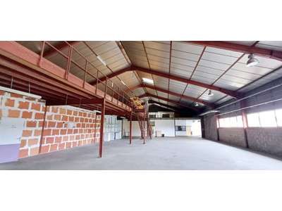 Location Locaux d'activités - Entrepôts à Bourg-en-Bresse