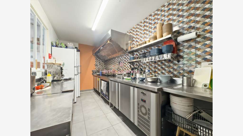 Cession droit au bail 30m² empl premium Brignoles