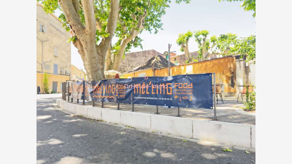 Cession droit au bail 30m² empl premium Brignoles
