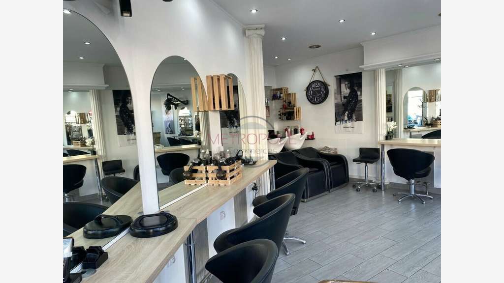 Local commercial 45m² à louer à Cagnes-sur-Mer