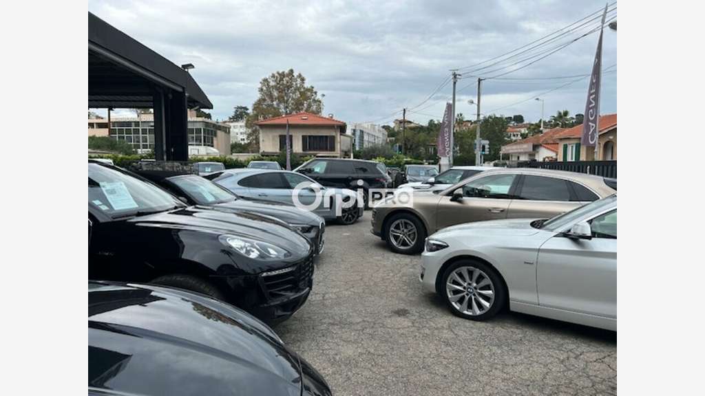 Local 160m² emplacement prime Cagnes sur Mer