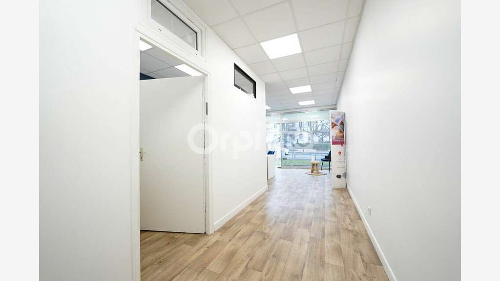 Local commercial 54m² à louer à Caluire-et-Cuire