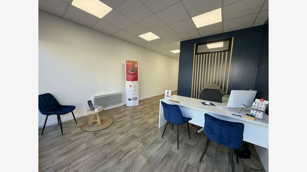 Location local commercial 54m² à Caluire-et-Cuire