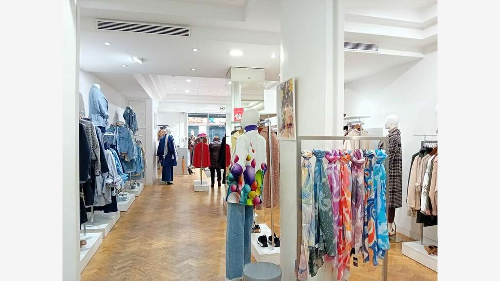 A VENDRE DROIT AU BAIL RUE D'ANTIBES