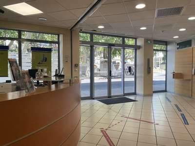 CDAB local 566m2 CENTRE VILLE CARPENTRAS 84200