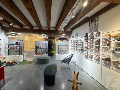 Vente local commercial 42m² empl N°1 Chambéry