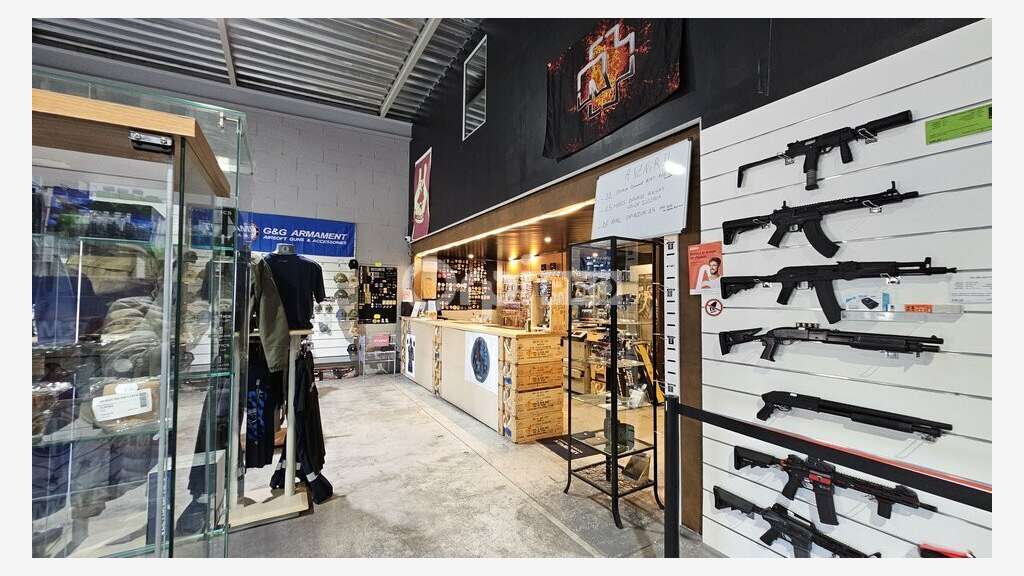 Local commercial de 213m² à louer à Colmar