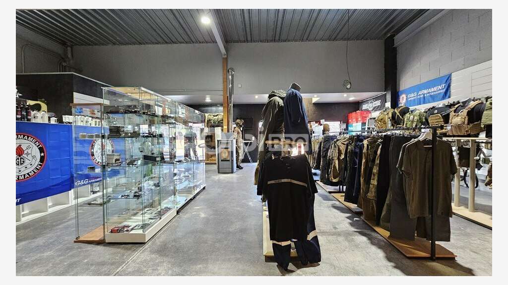 Local commercial de 213m² à louer à Colmar
