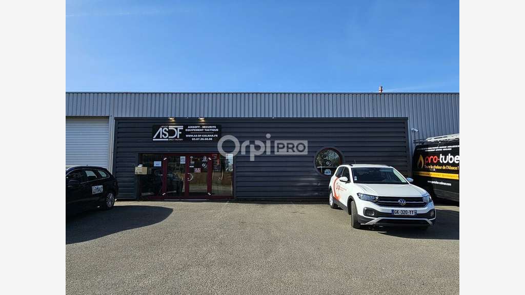 Local commercial de 213m² à louer à Colmar