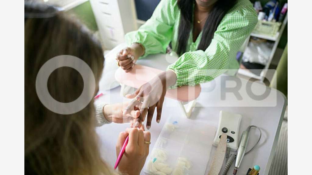 CESSION DROIT AU BAIL - COMPIEGNE HYPER CENTRE