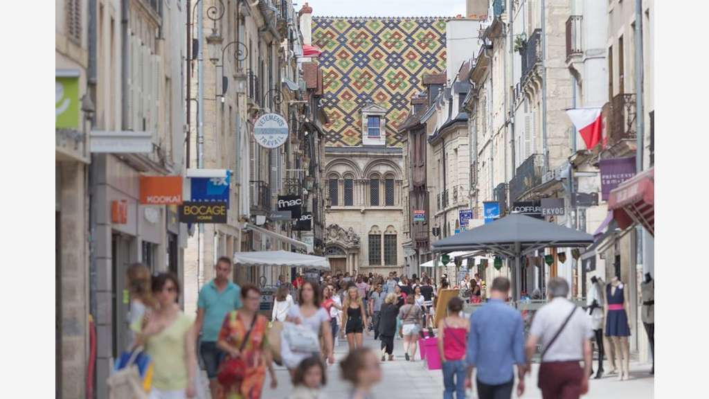 A céder droit au bail 137m² rue piétonne Dijon