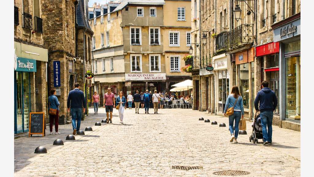 Droit au bail local commercial 60m² à Dinan centre