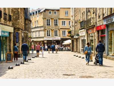 Droit au bail local commercial 60m² à Dinan centre
