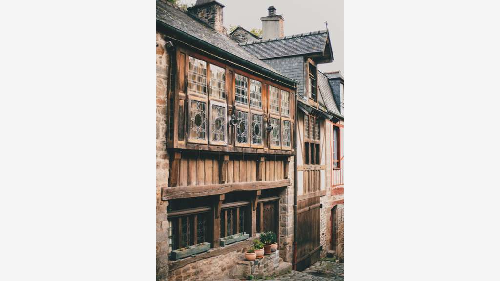 A vendre droit au bail 40m² emplacement N°1 Dinan