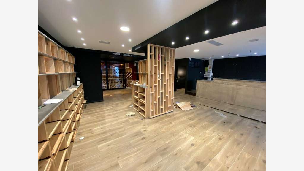 DAB local commercial 121m² Francheville centre