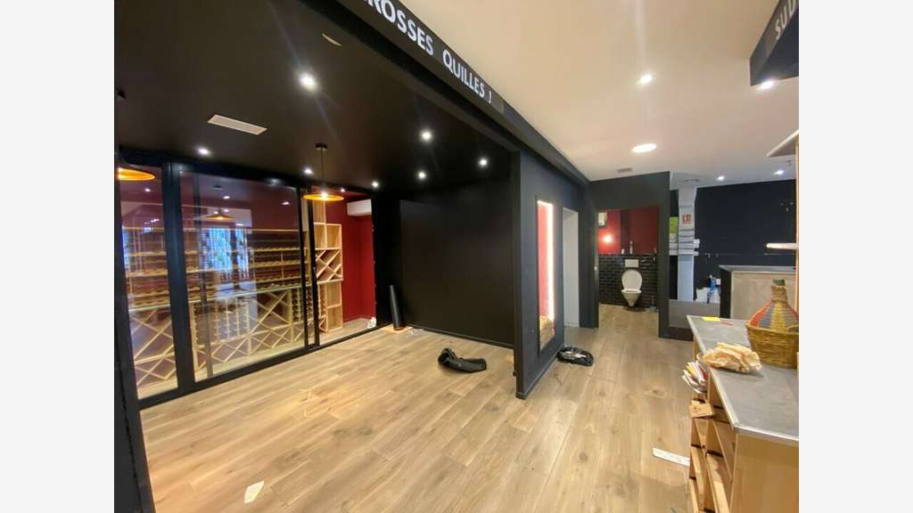 DAB local commercial 121m² Francheville centre