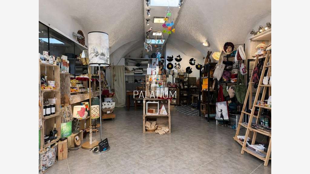 Au coeur du centre-ville, local commercial de 30