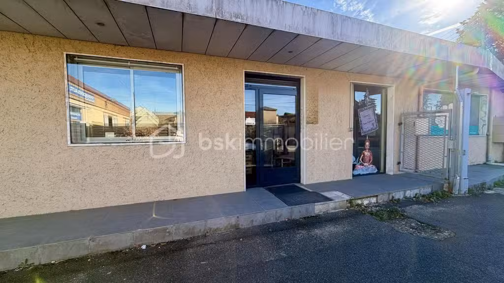 DROIT AU BAIL - LOCAL DE 60 M² ÉQUIPÉ - GA