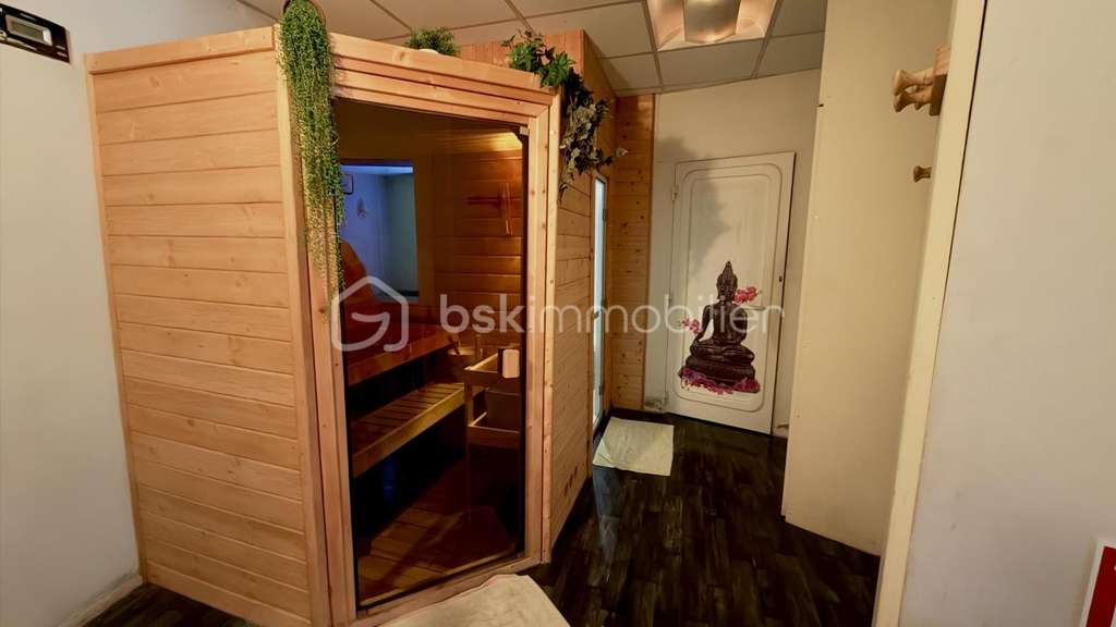 DROIT AU BAIL - LOCAL DE 60 M² ÉQUIPÉ - GA