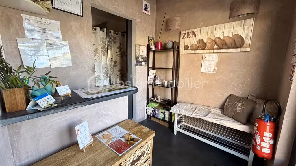 DROIT AU BAIL - LOCAL DE 60 M² ÉQUIPÉ - GA