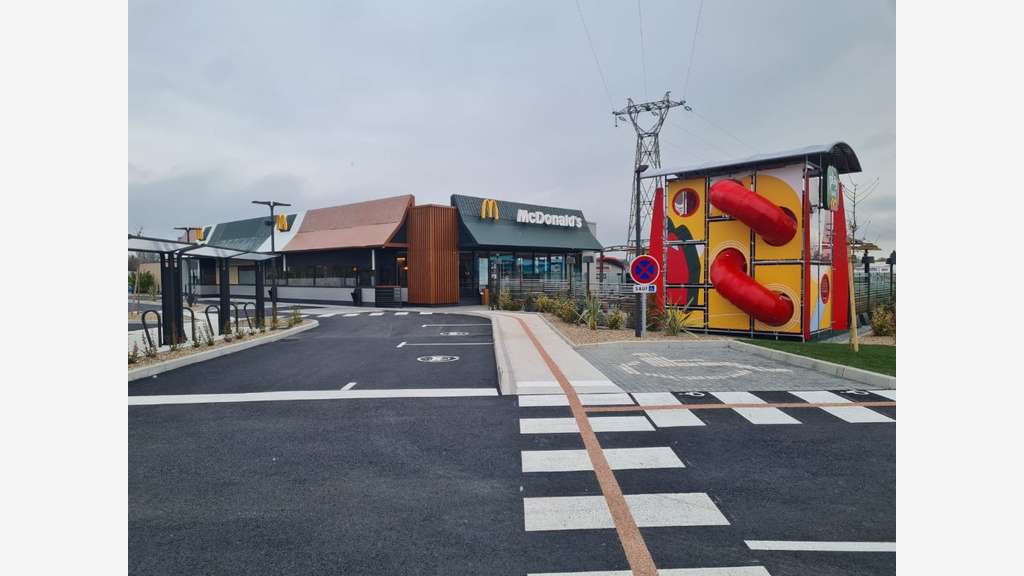 Cède terrain de 4200m² sur axe routier à Guéret