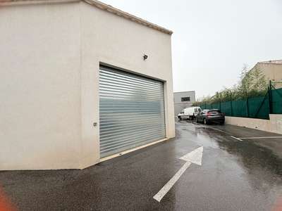 DAB local neuf 60m² + 16m² ZAC Saint-Martin