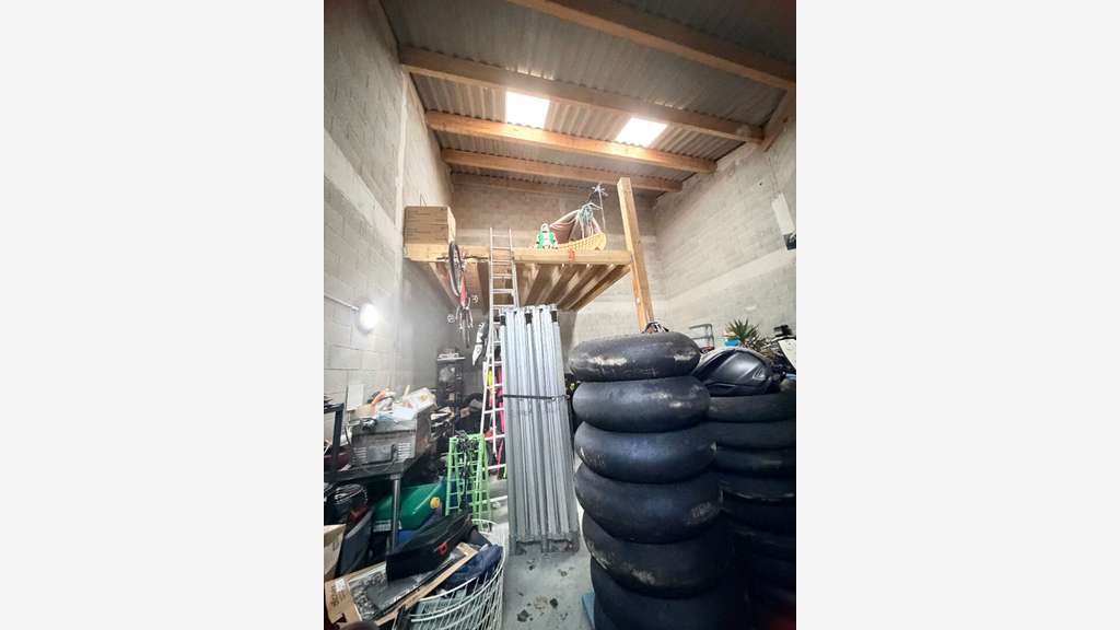 DAB local neuf 60m² + 16m² ZAC Saint-Martin