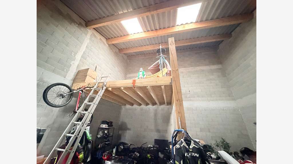 DAB local neuf 60m² + 16m² ZAC Saint-Martin