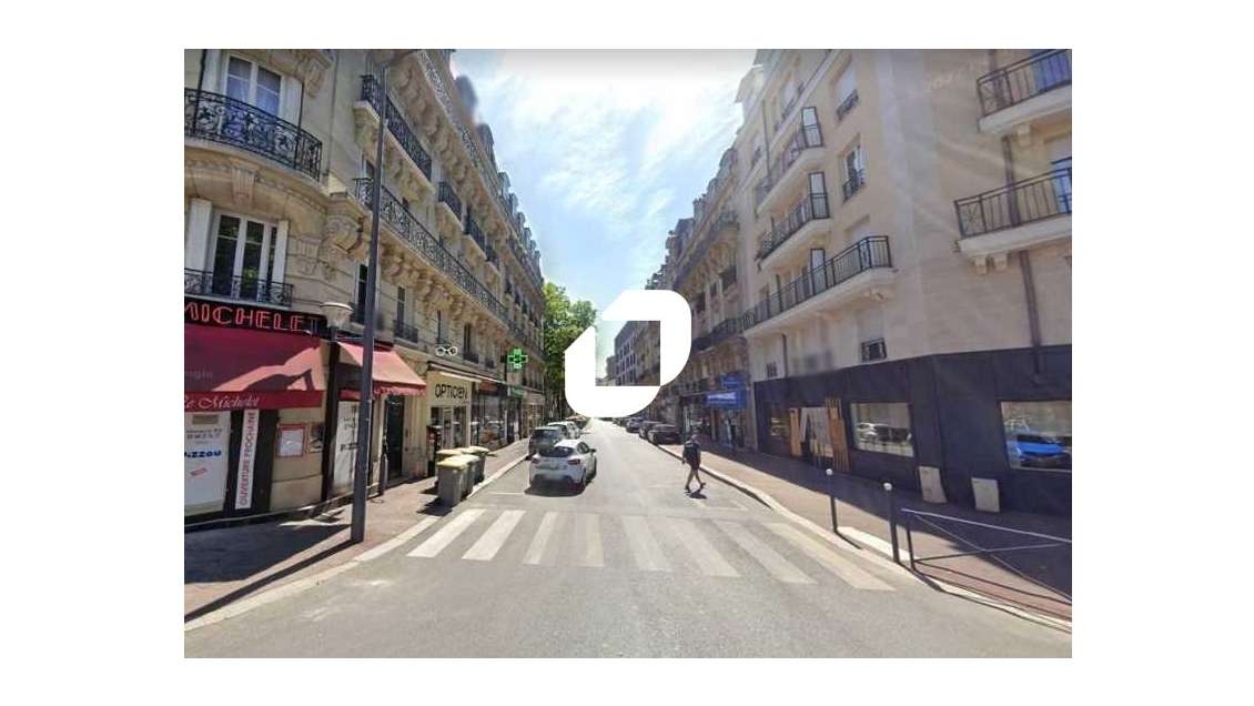  vous propose à l'entrée de ISSY LES MOULI