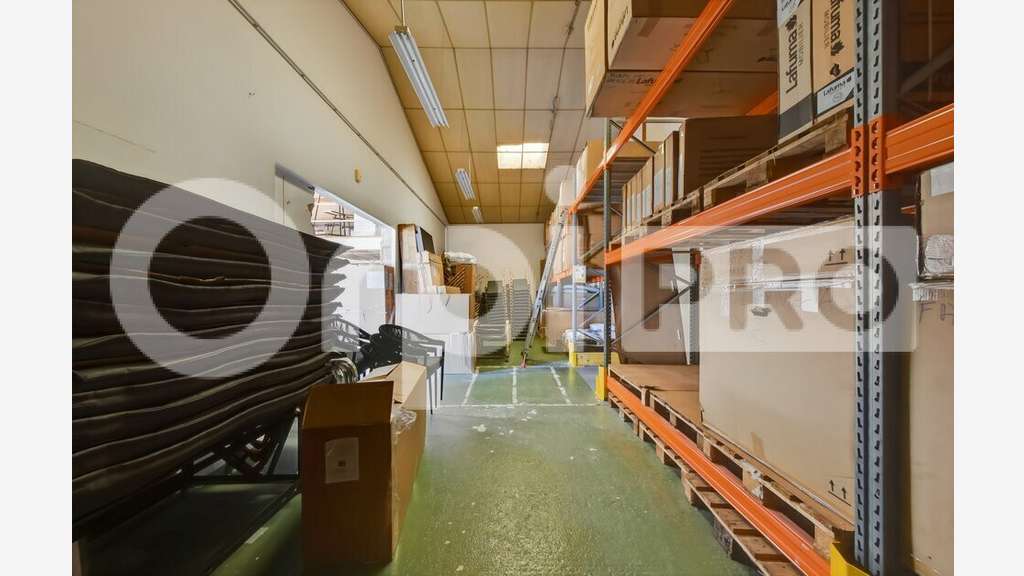 Cède local commercial 507m² parkings à La Flotte
