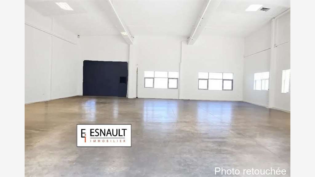 Exclusivité local commercial 1200m² ZI Sète