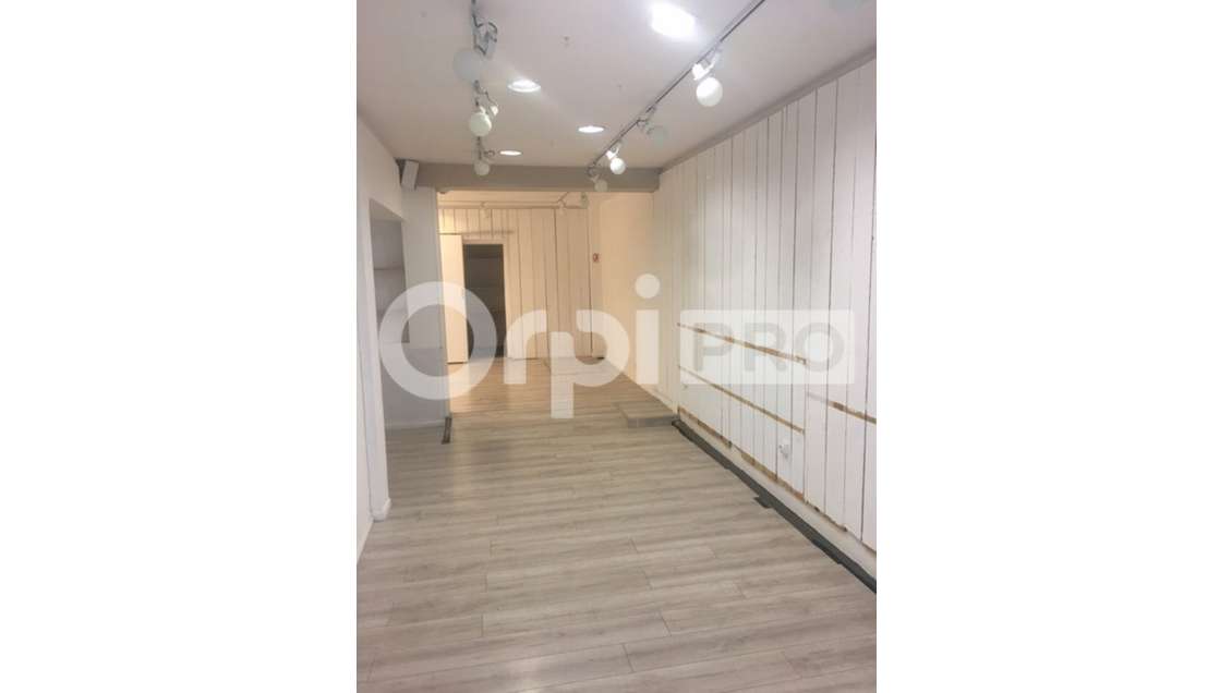 Droit au bail 45m² centre historique La Rochelle