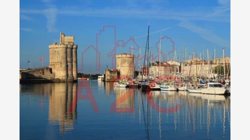 DAB local 156m² empl N°1 La Rochelle hypercentre