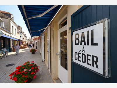 DAB boutique 52m² rue piétonne à La Rochelle