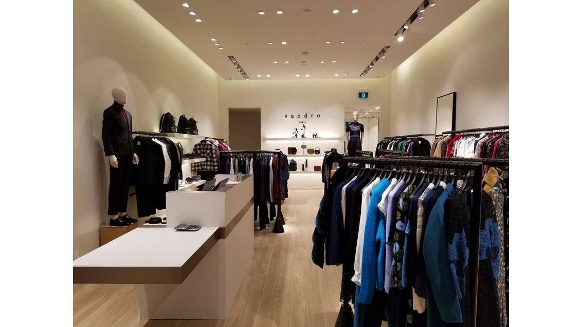 Boutique 66m² rue semi-piétonne La Rochelle