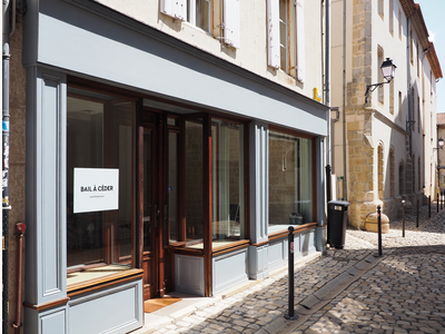 DAB local commercial Marché central de La Rochelle